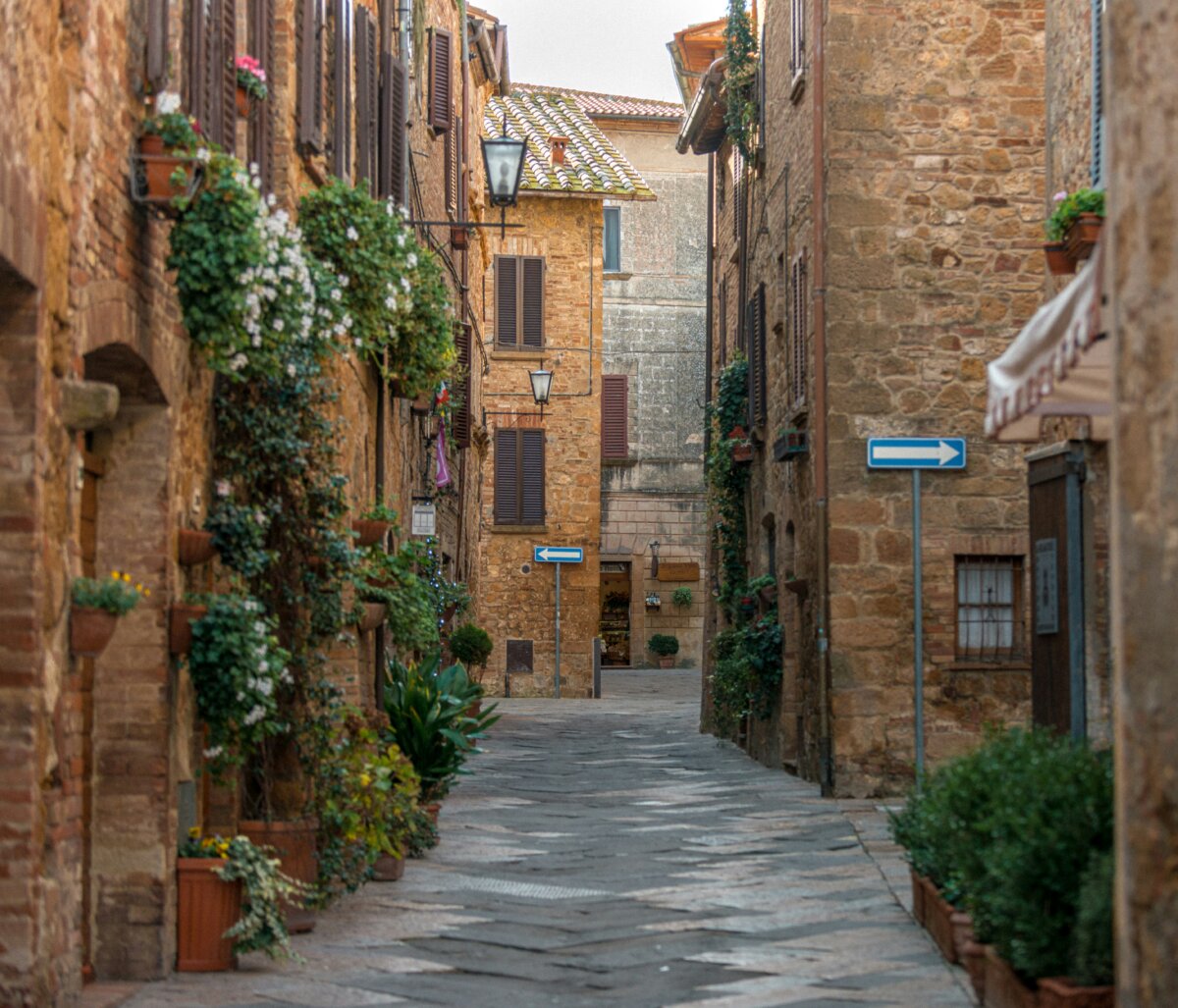 toscana priori travel viagem turismo italia coliseu castelo vinhedo (1)