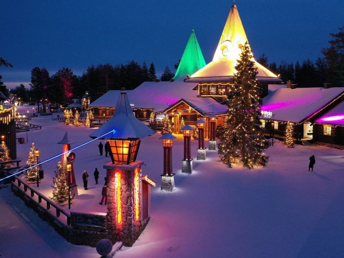 Santa Claus Village in Rovaniemi Lapland Finland photo by Tommi Lappalainen priori travel (1)